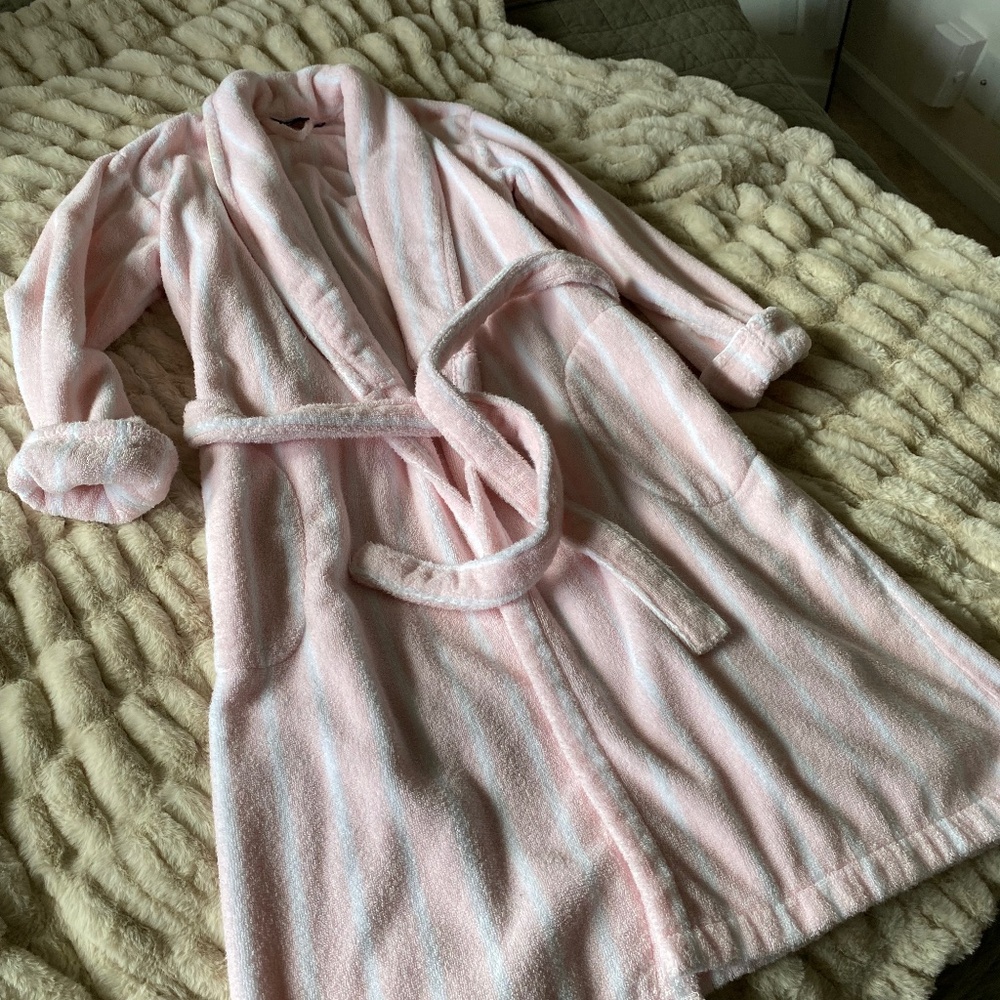 Brooklinen Pink & White Striped Plush Bath Robe | Size Small | Like New